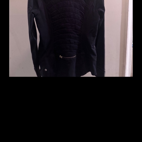 Lululemon Fleece Out Jacket - Picture 2 of 4